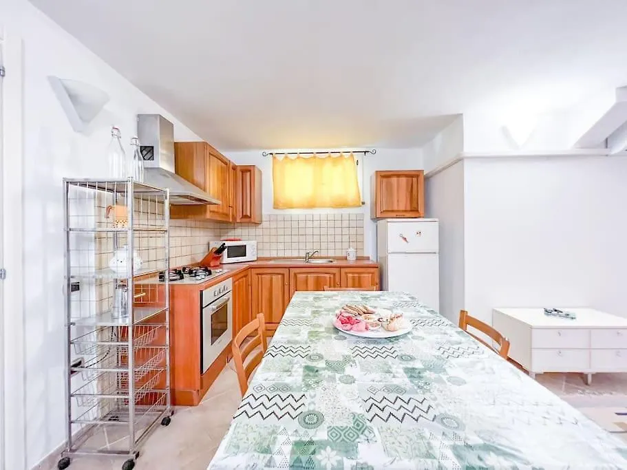 Holiday home Hibryd: In Centro, A Due Passi Dal Mare Villa Oristano Italy