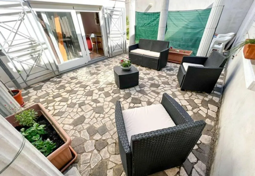 Hibryd: In Centro, A Due Passi Dal Mare Villa Oristano 0*,  Italy